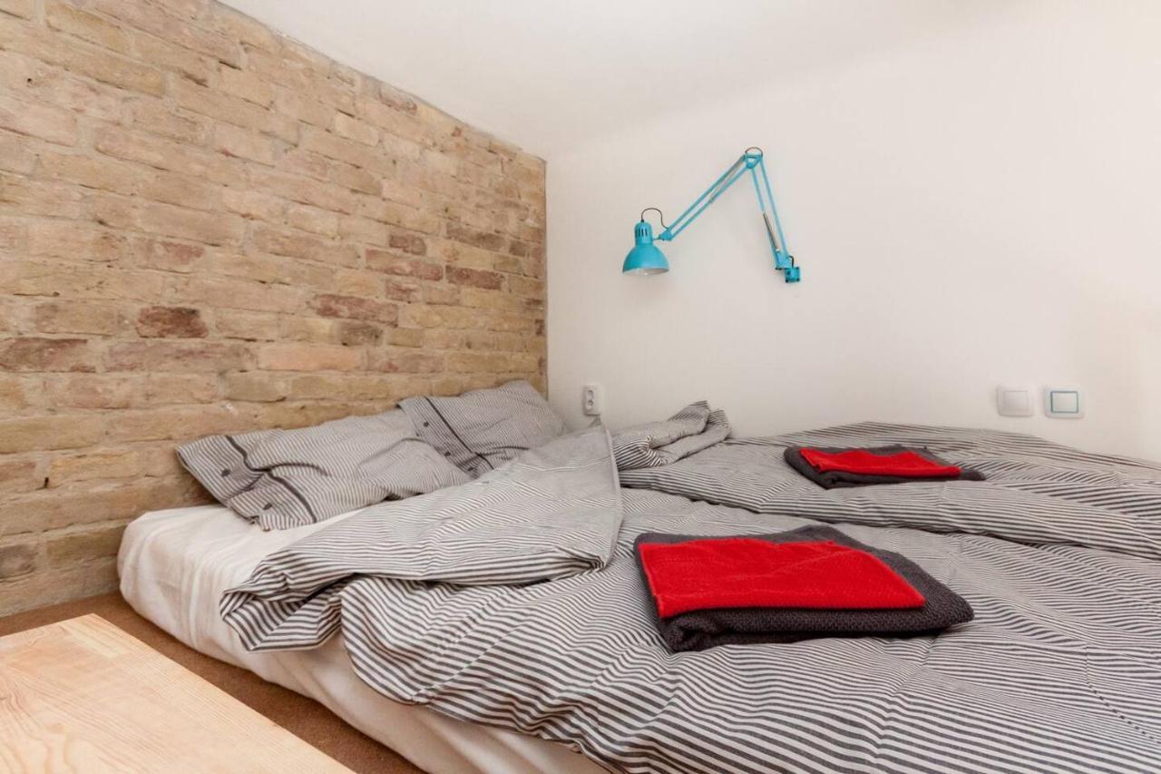Apartamento Little Whistle In The Heart Of Jewish District With Ac Budapest Exterior foto